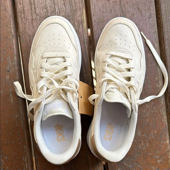 Asics Cream Sneakers - Picture 9 of 12